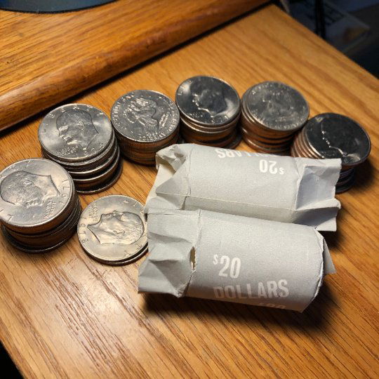 Lot of 62 Circulated Condition Eisenhower Dollars... (1 of 3)