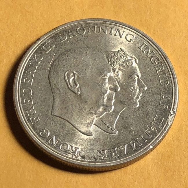 Denmark 1960 5 Kroner Silver Wedding Anniversary Unc... (1 of 2)