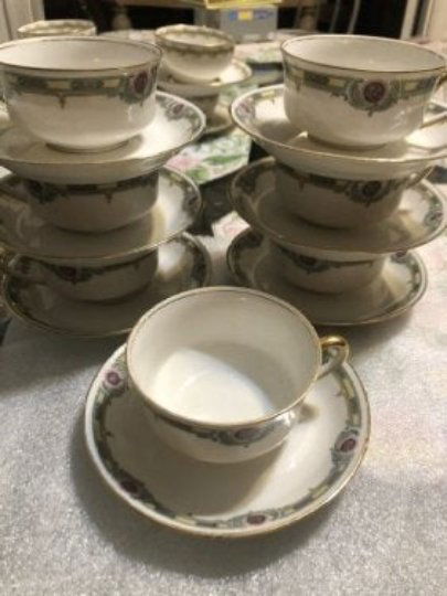 7-Vintage M. Redon Limoges Cups & Saucers in VG Cond... (1 of 3)