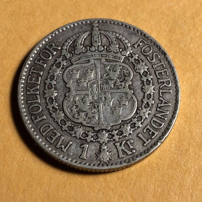 1929 Sweden King Gustav V Silver Coin Fine/VF Condition (1 of 2)