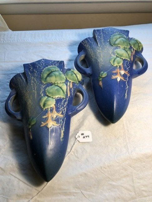 Antique Pair of Roseville Wall Pockets (See Desc) (1 of 6)