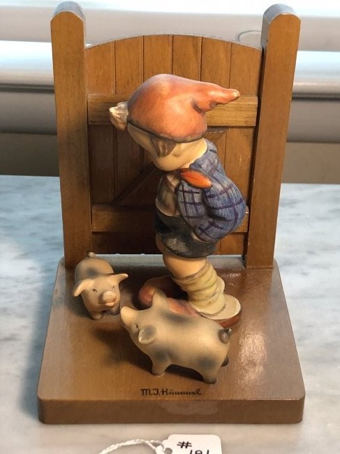 Vtg FULL BEE Hummel Figurine Bookend w/Small Fleck (1 of 4)