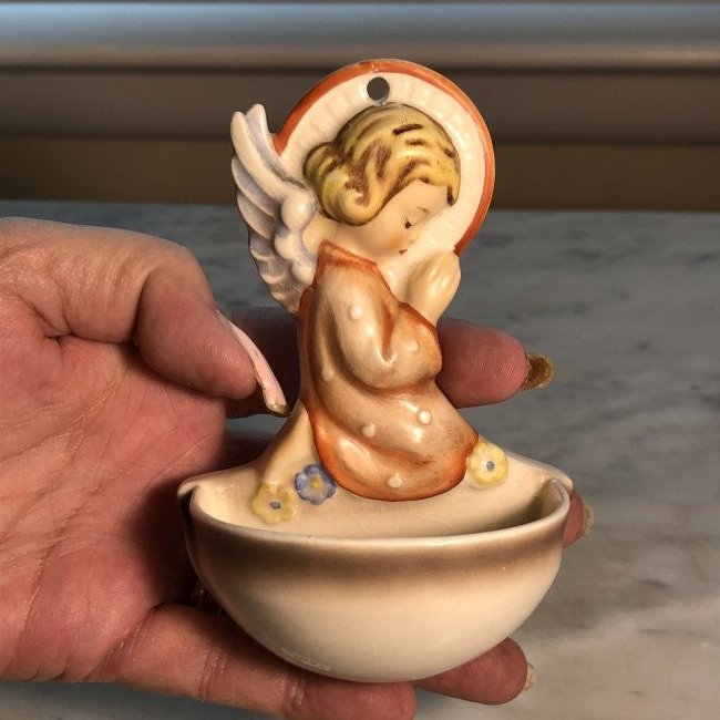 Vintage Hummel Wall Pocket TMK-3 as Pictured.... (1 of 3)