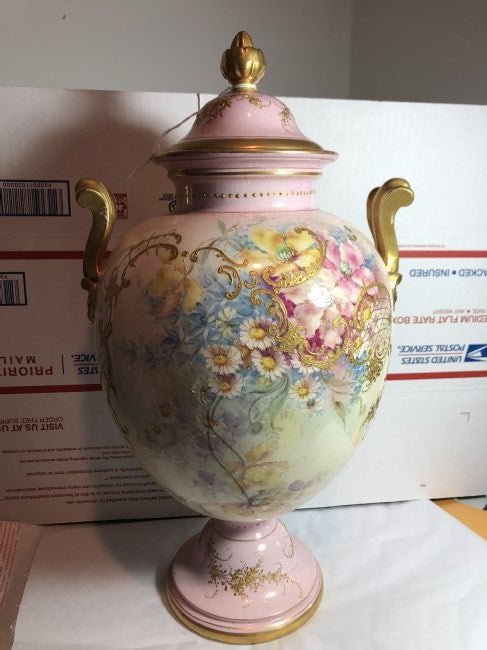 Antique Royal Bonn Germany Gold Accented Urn/Vase 15" (1 of 5)