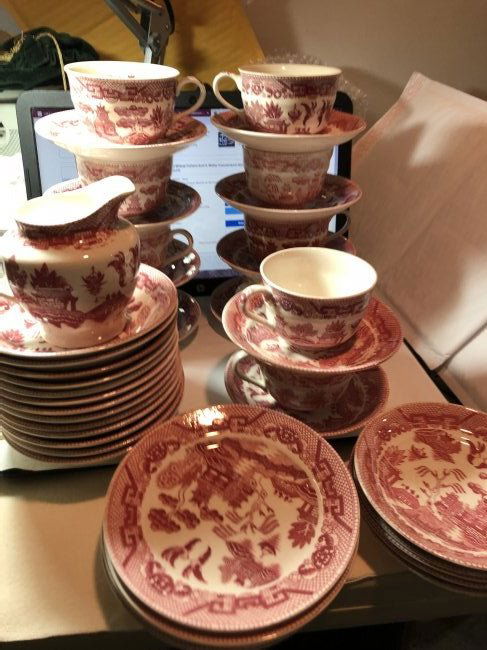 Vtg Old Willow Pattern Red & White Transferware 35-Pcs. (1 of 5)