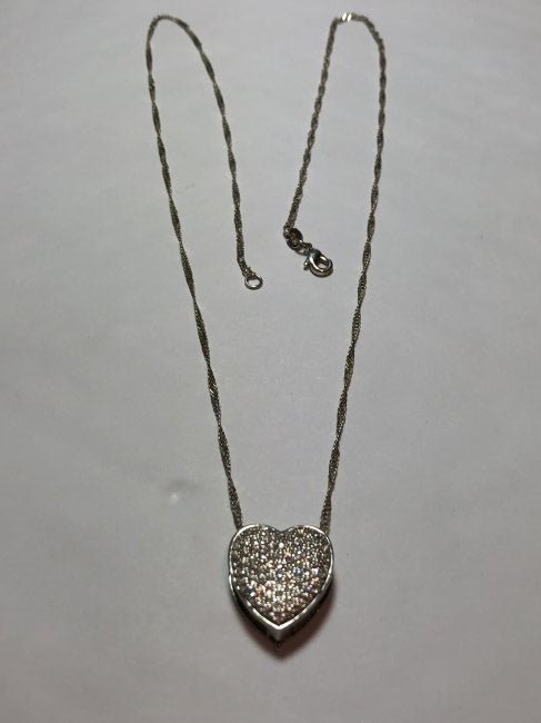 Vintage Sterling Silver CZ Heart Pendant on a 22" Chain (1 of 4)