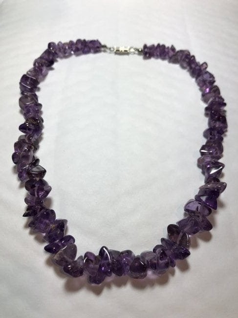 Vtg Amethyst 17" Chunky Bead Fashion Necklace Preowned (1 of 3)