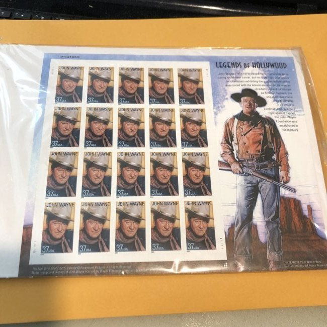 JOHN WAYNE STAMP SHEET AT FACE VALUE & FREE SHIPPING! (1 of 2)