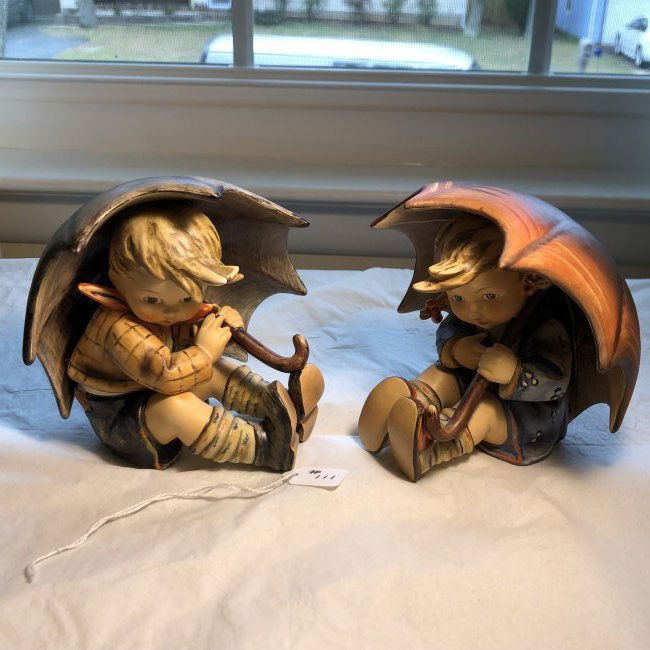 Umbrella Boy & Girl Hummel Figurines TMK-6 (5" Tall) (1 of 6)