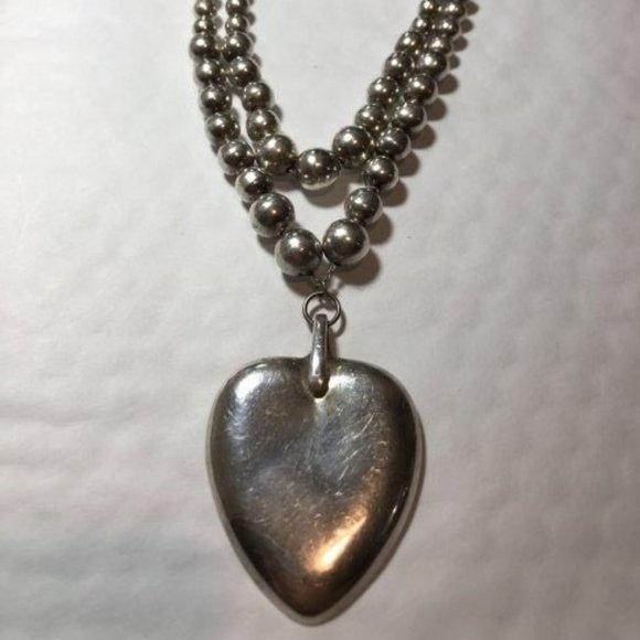 Vintage Navajo Sterling Silver Double Strand Bead Neck. (1 of 6)