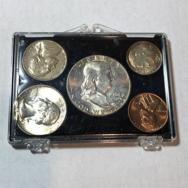 1961-P BU FBL FRANKLIN 90% COIN SILVER YEAR SET... (1 of 2)