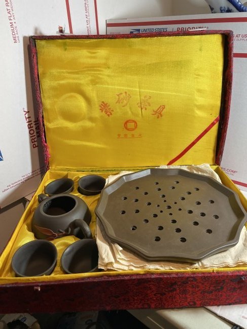 Vtg Chinese Yixing Zisha Clay Tea Set Handmade & Signed (1 of 9)