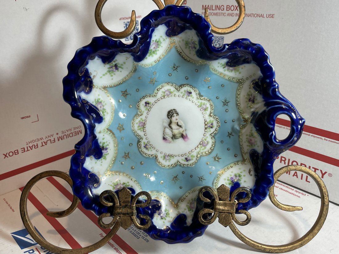 Antique Flow Blue Hand Painted Portrait Serving Bowl (1 of 4)