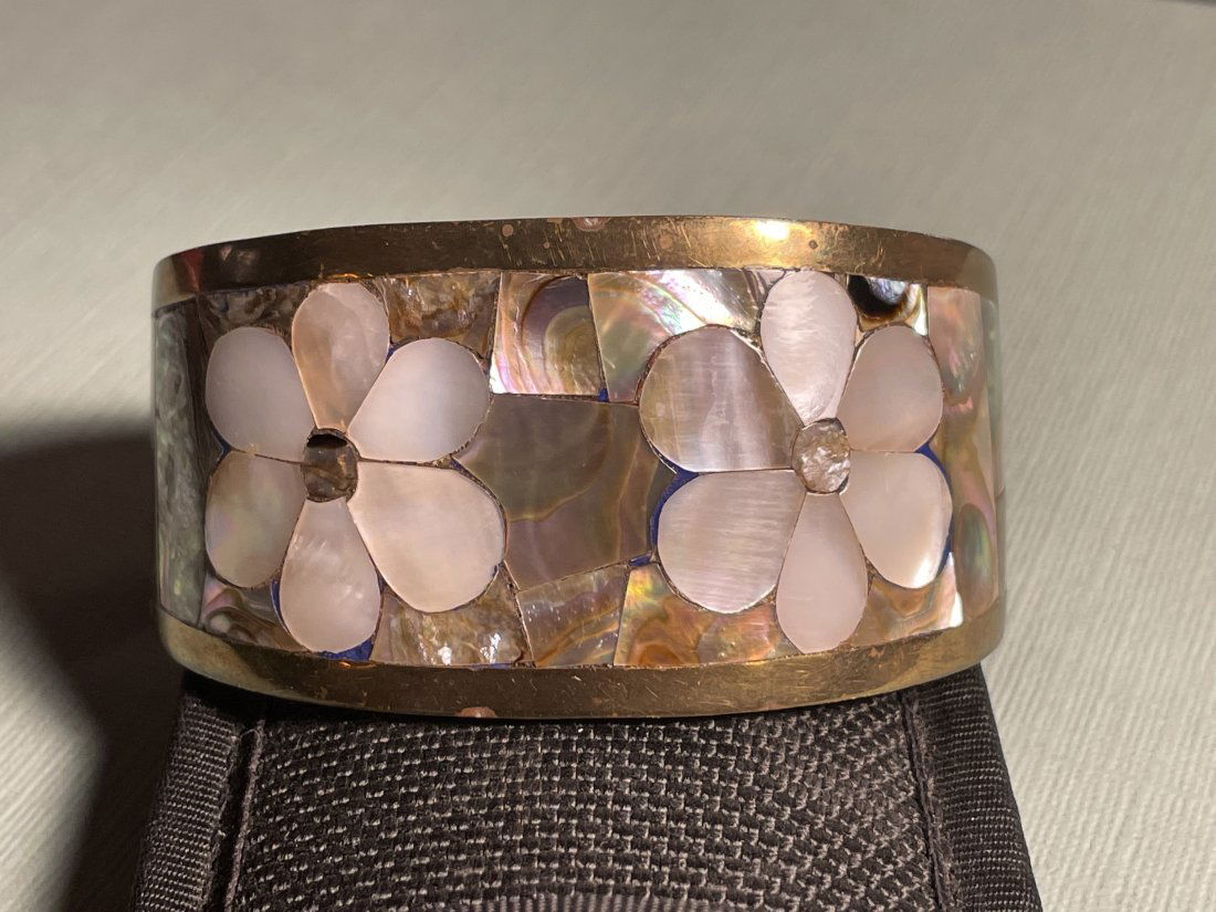 Vintage Mexico Alpaca Bangle Bracelet Abalone w/Floral (1 of 5)