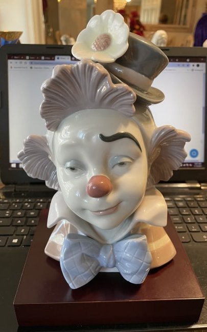 LLADRO PORCELAIN CLOWN BUST "STAR STRUCK" #5610 W/BASE (1 of 6)