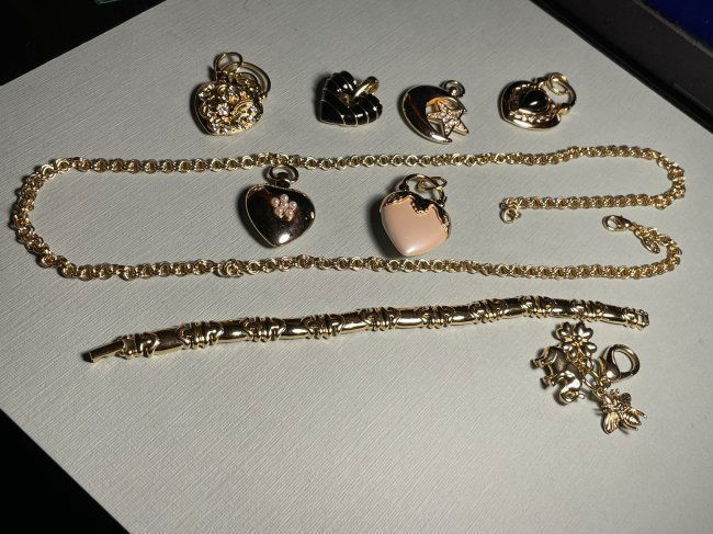 Romantic Lot Joan Rivers Interchangeable Heart Pendants (1 of 4)