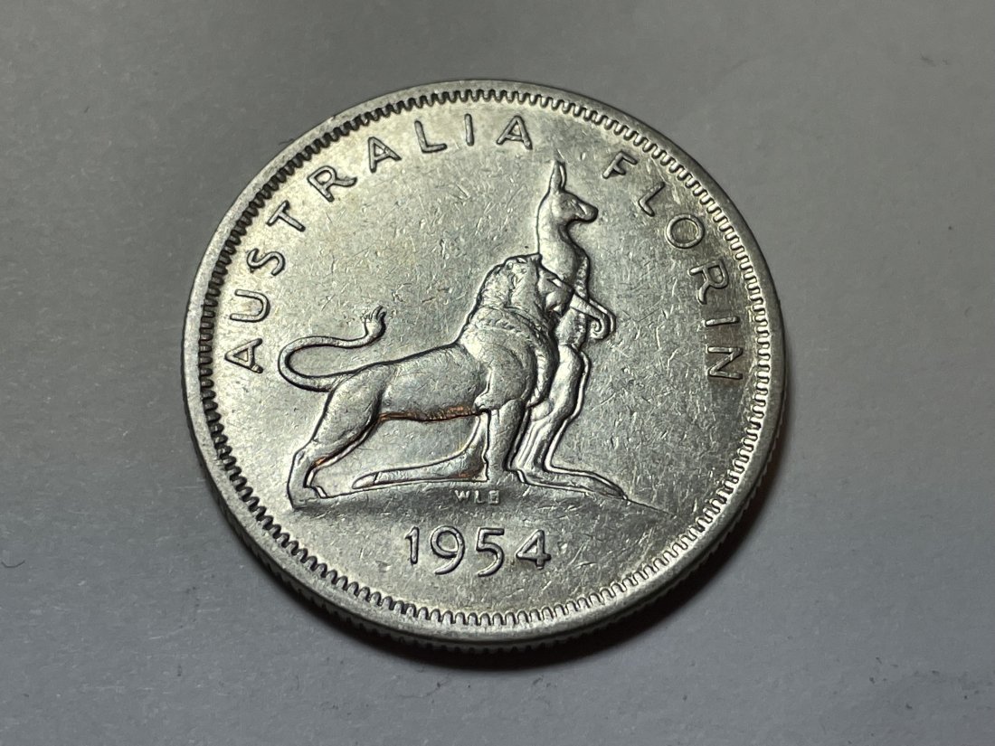 Australia 1954 Circulated Condition Florin Silver Coin. (1 of 2)