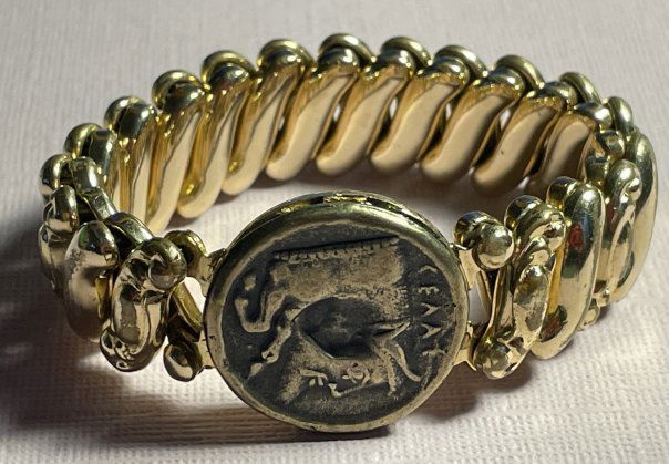 Vintage Roman Amulet Token Flexible Bracelet Preowned (1 of 5)