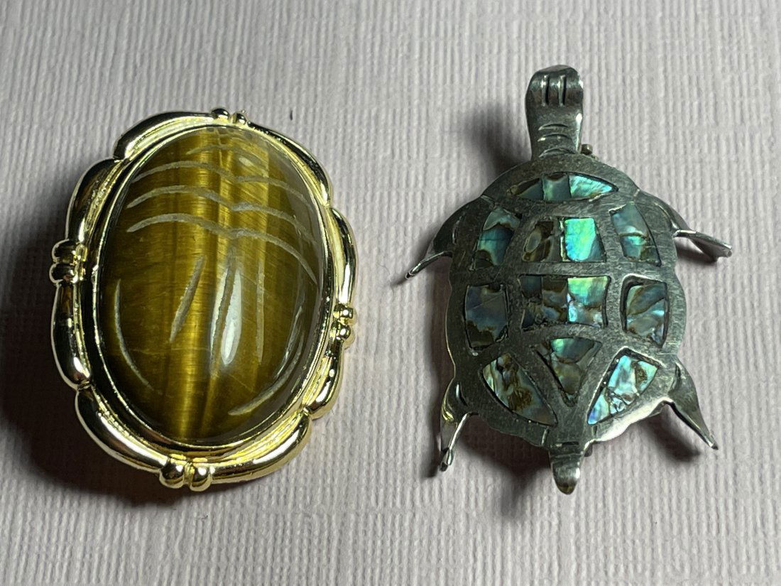 Vtg Silver Turtle & Tiger's Eye Fashion Jewelry Pins... (1 of 3)