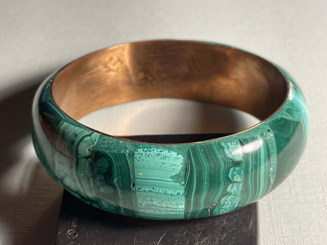 Vintage Malachite 3/4" Wide Heavy Bangle Bracelet Set in Brass.. (1 of 4)