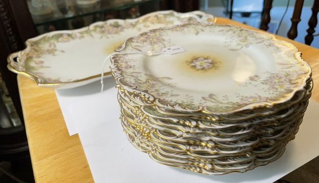 Vtg Higgin & Seiter Cauldron 12-Piece Luncheon Set 11-Plates 7.5", & Platter 15.25" x 9.25" (1 of 5)