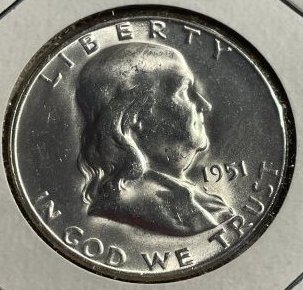 1951-S BU CONDITION FRANKLIN SILVER HALF DOLLAR. (1 of 2)