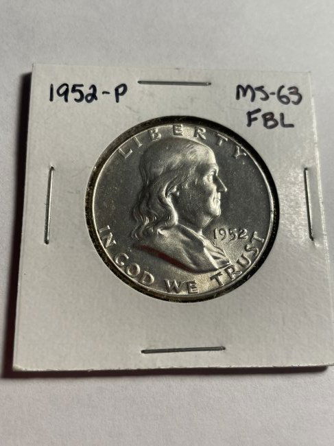 1952-P BU/FBL CONDITION FRANKLIN SILVER HALF DOLLAR. (1 of 2)