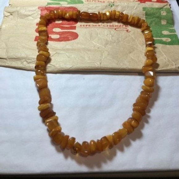 Vintage Russian Butterscotch Baltic Amber Bead 18" Necklace in Original Box (1 of 6)