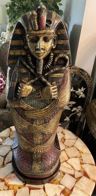 Vintage Wooden King Tutankhamen's Egyptian Coffin CD/DVD Storage Cabinet 27" Tall (1 of 6)