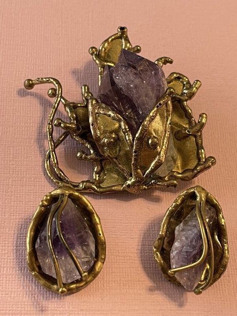 Vintage Amethyst Quartz Geode Jewelry Pin & Clip-on Earrings as Pictured. (1 of 6)