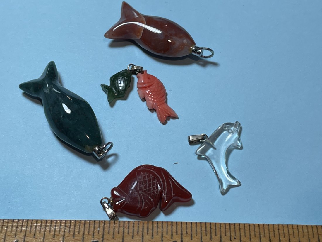 Vintage Asian Amulets Carnelian/Coral/Jadeite Small Pendant Lot as Pictured.: Vintage Asian Amulets Carnelian/Coral/Jadeite Etc. Small Pendant Lot as Pictured. $5 Domestic Shipping. $25 International Shipping.