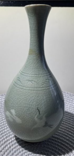 Vintage Korean Celadon Porcelain Seiji Small Flower/Crane Art Vase Signed 7" Tall Preowned: Vintage Korean Celadon Porcelain Seiji Small Flower/Crane Art Vase Signed 7" Tall Preowned from an Estate. $8.00 Domestic Shipping. No International Shipping.