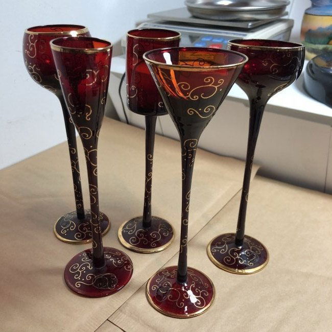 5Different Home Essentials Long Stem Gold Accent Red Shot Glasses as