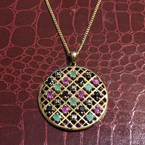 Vtg Sterling Silver Semi-Precious Stone Pendant on a 18" Gold-tone Chain in VG Condition (1 of 4)