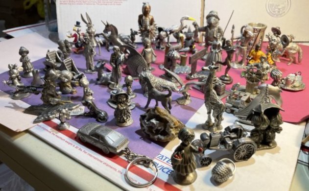 Collection Lot 60+ Mini Miniature Pewter Figurines Preowned from an Estate Cleanout. (1 of 10)