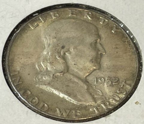 1952-P EF/AU Condition Franklin Silver Half Dollar. (1 of 2)
