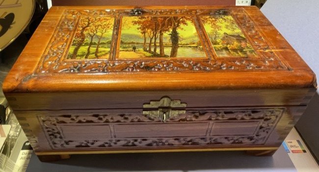 VINTAGE Cedar Wood JEWELRY BOX Carved Decoupage Landscape MIRROR LID 10.5" x 6".: VINTAGE Cedar Wood JEWELRY BOX Carved Decoupage Landscape MIRROR LID 10.5" x 6" in Good Condition as Pictured. (Small Corner Chip on Top Lid). $15 Domestic Shipping.