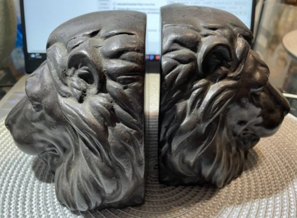 Vtg Preowned Pair of Bronze Lion Head Bookends 5.25" Tall x 5" Wide by Decorated Crafts Inc.: Vintage Preowned Pair of Bronze Lion Head Bookends 5.25" Tall x 5" Wide by Decorated Crafts Inc. #2140 Hand Crafted Imports.
