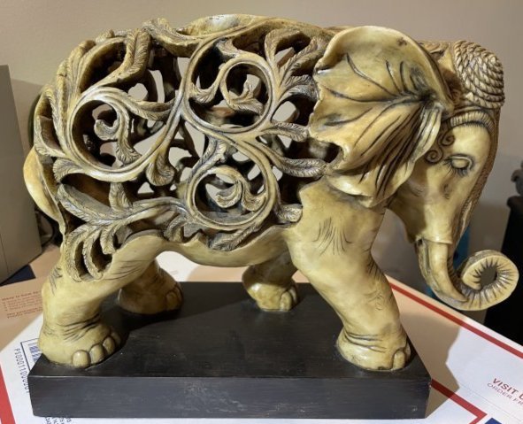 Austin Productions Ceylon Elephant Resin Made Ivory Color Kinder Collection 13" Long & 8.75" Tall: Austin Productions Ceylon Elephant Resin Made Ivory Color Kinder Collection 13" Long & 8.75" Tall. Slab Stone Base has a Chipped Off Piece which is Un-noticeable. Local Pickup Only in Berlin NJ 08009 