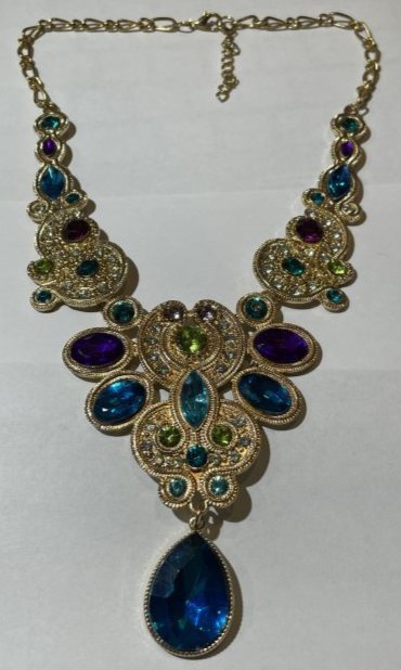 Vintage Gold-tone Metal Rhinestone Fashion Choker Necklace in Good Preowned Condition.: Vintage Gold-tone Metal Rhinestone Fashion Adjustable Choker Necklace in Good Preowned Condition. FREE DOMESTIC SHIPPING.