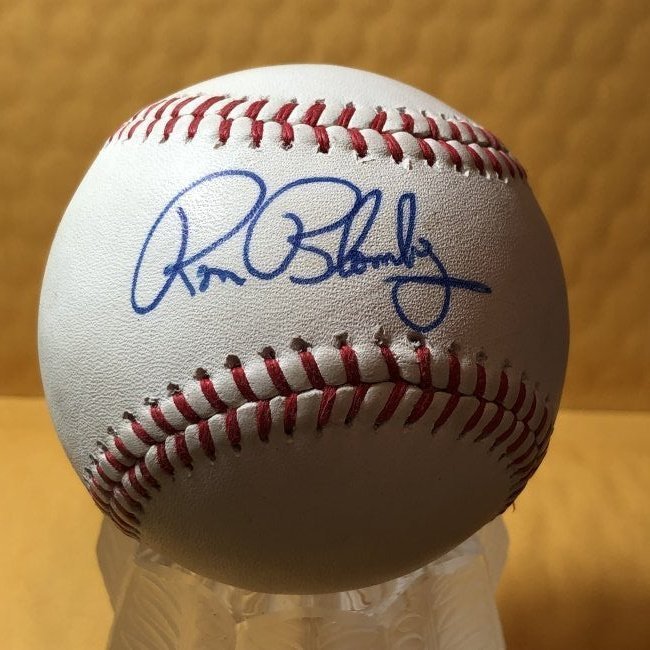 RON BLOMBERG Autographed Little League Baseball as Pictured. FREE Domestic Shipping.: RON BLOMBERG Autographed Little League Baseball as Pictured. FREE Domestic Shipping.
