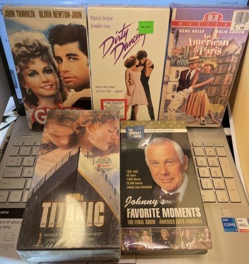 (5) SEALED Different VHS Movie Tapes/Videos Preowned from an Estate.: (5) SEALED Different VHS Movie Tapes/Videos Preowned from an Estate. $7 Domestic Shipping. (On Multiple Lots Won, the Shipping Fees will be combined or Adjusted Accordingly)