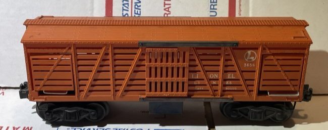 Vintage Lionel Trains Post-War O-Gauge/Scale Cattle Train Car #3656 in VG Preowned Condition.: Vintage Lionel Trains Post-War O-Gauge/Scale Cattle Train Car #3656 in VG Preowned Condition.