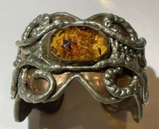Unusual Vintage Copper Hand Made Cuff Bracelet with Large Amber Stone in Good Preowned Condition. (1 of 5)