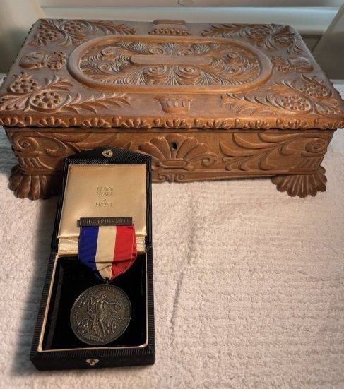 Antique Hand Carved Wooden Box & Boston 1899 2nd Place 2-Mile Sterling Silver Wheelman Medal: Antique Hand Carved Wooden Box with Key & Lock 12.5"x7.5"x3.75"in & Antique Scarce Boston 1899 2nd Place 2-Mile National Championship Sterling Silver Wheelman Medal Made by Black Star & Frost, both Lo
