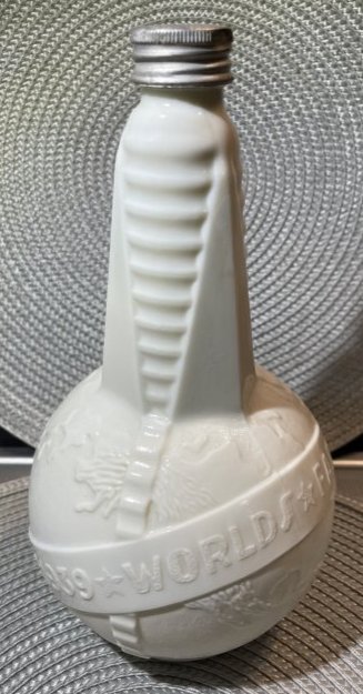 Vintage 1939 New York World's Fair Souvenir Milk Glass Vinegar Bottle 9" Tall in VG Condition (1 of 6)