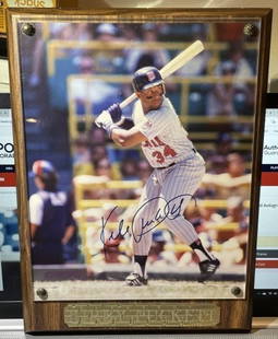 Kirby Puckett Twins Rare Signed Autographed 8x10 Photo in a Nice Wooden Presentation Frame.: Kirby Puckett Twins Rare Signed Autographed 8x10 Photo in a Nice Wooden Presentation Frame. Satisfaction Guaranteed. $15 Domestic Shipping.