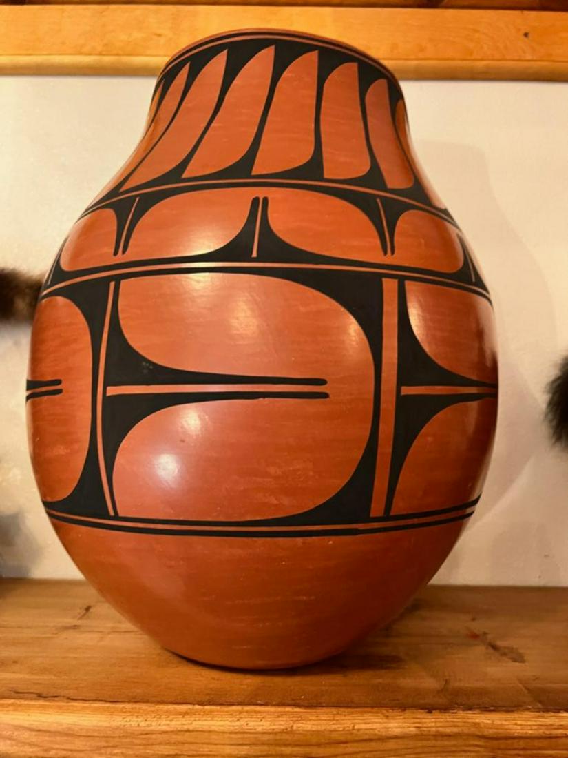 Red Clay pottery urn, signed Vidal Aguilar SOP, approx 17 inches tall (1 of 5)