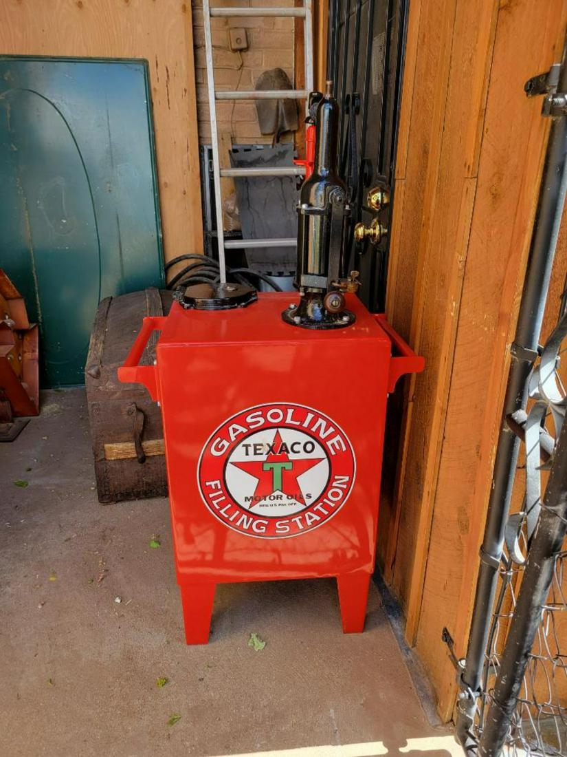 Restored Texaco Gasoline Filling Station Lubester: .