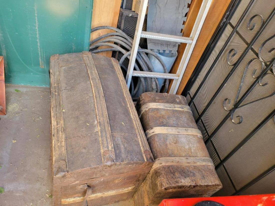 Pair of vintage steamer trunks (1 of 5)